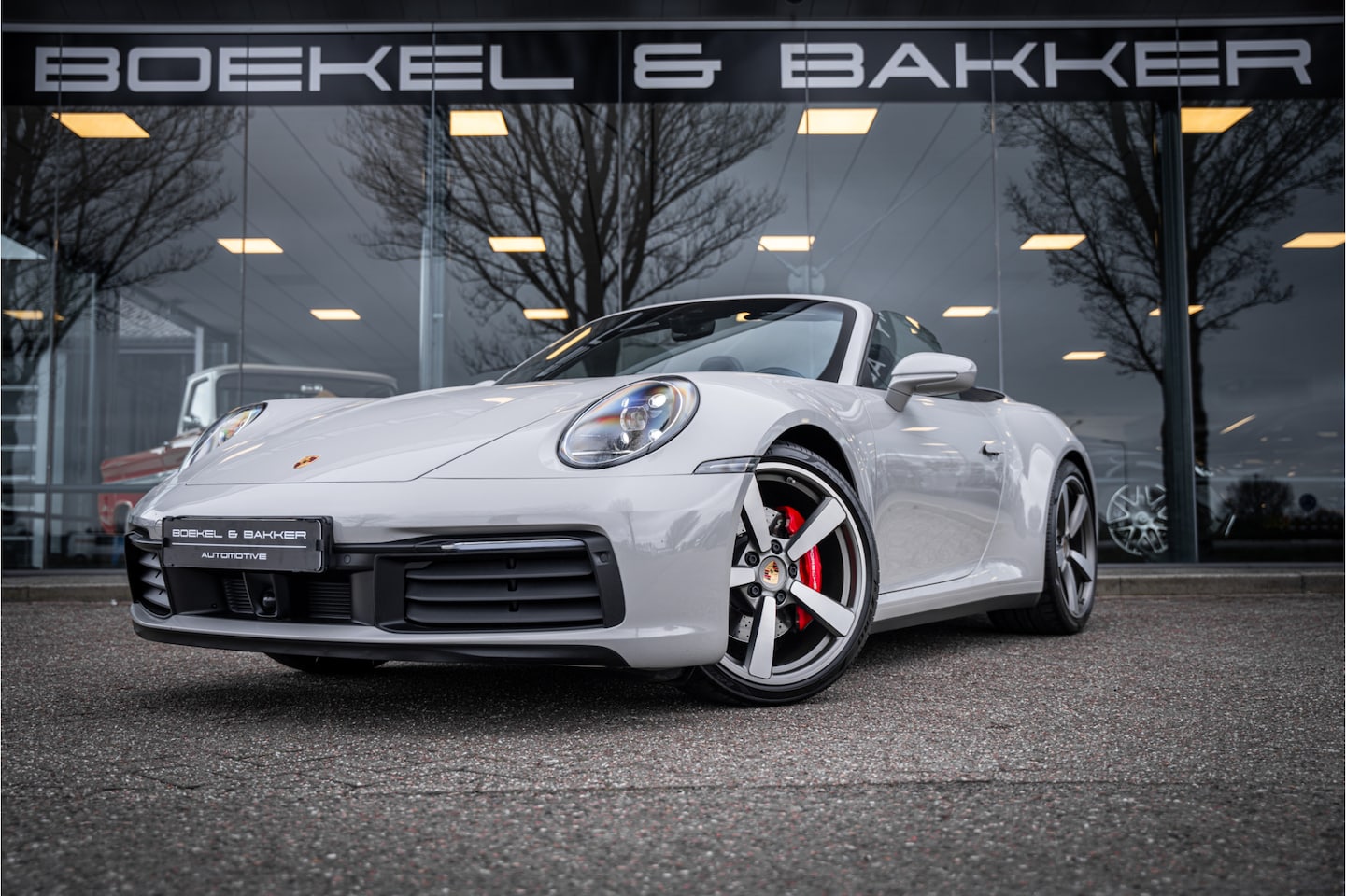 Porsche 911 Cabrio - Carrera 4S (450pk) - BOSE - Sportuitlaat - Adapt. cruise - Camera PASM - Keyless - Exclusi - AutoWereld.nl