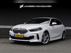 BMW 1-serie - 118i High Executive / M-Sport / Automaat / Stuur+Stoelverwarming / Trekhaak / Navigatie