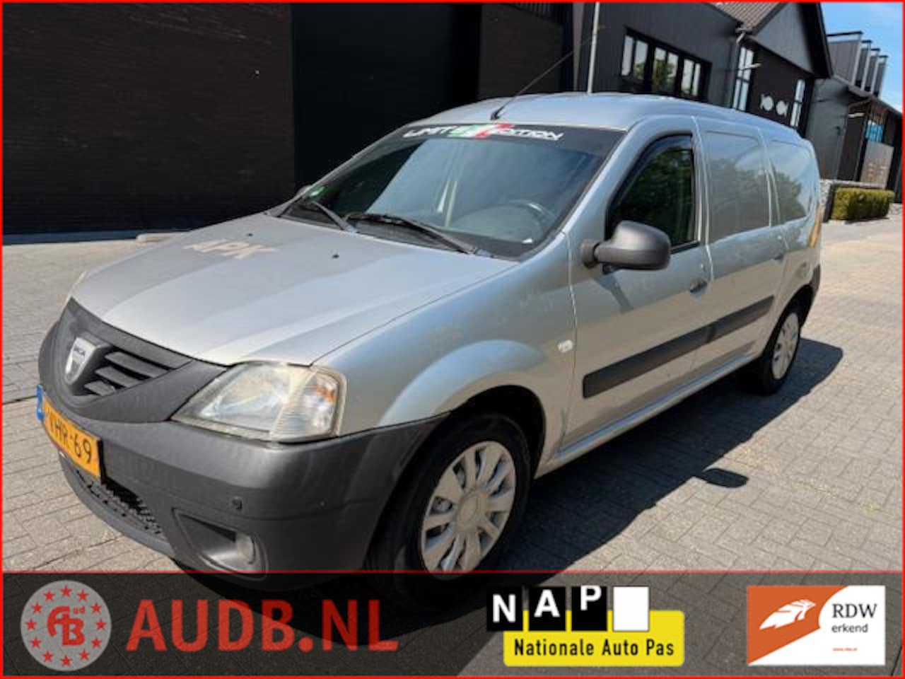 Dacia Logan - 1.5 dCi | MARGE| VAN| GRIJSKENTEKEN| APK TOT APR. 2026| - AutoWereld.nl