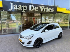Opel Corsa - 1.4-16V Color OPC LINE