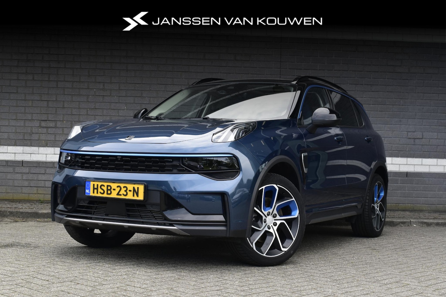 Lynk & Co 01 - 1.5 / PHEV / Panoramadak / Stoelverwarming / 360-Camera - AutoWereld.nl
