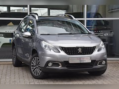 Peugeot 2008 - 1.2 PureTech Blue Lion Airco Nav. Pdc Pano. dak