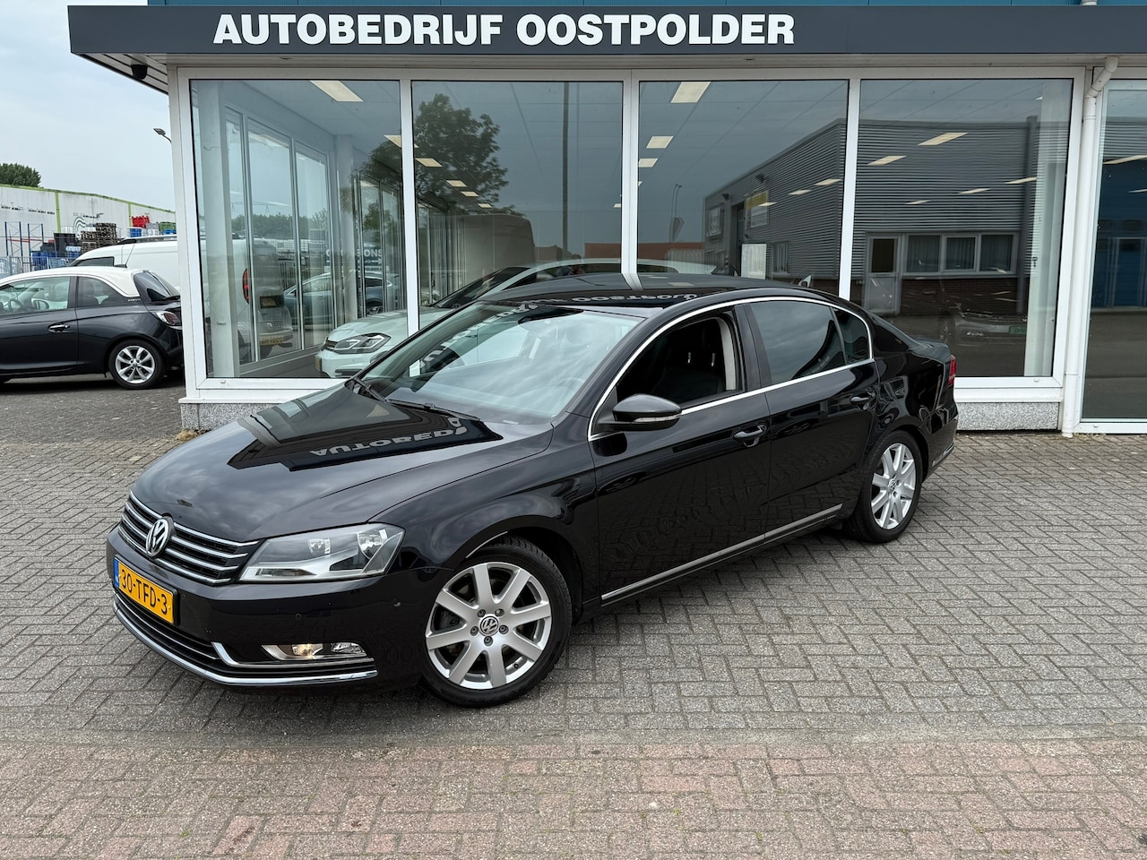 Volkswagen Passat - 1.8 TSI Highline 1.8 TSI Highline - AutoWereld.nl