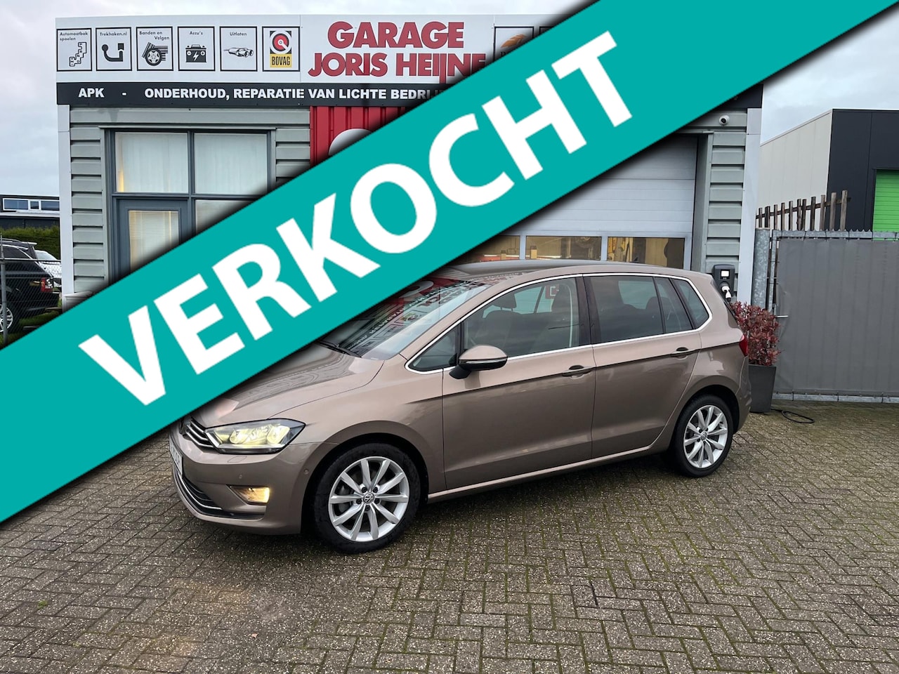 Volkswagen Golf Sportsvan - 66.000 km 1.4 TSI Highline incl. 6 mnd Garantie - AutoWereld.nl