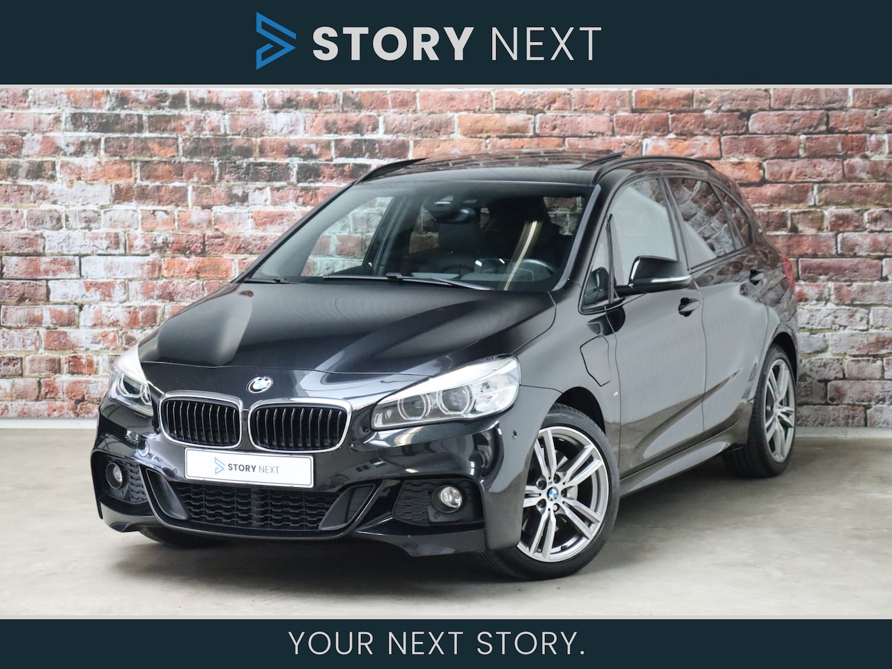 BMW 2-serie Active Tourer - 225xe High Executive M Sport Pakket Automaat / Panoramadak / Head-Up Display / Navigatie P - AutoWereld.nl