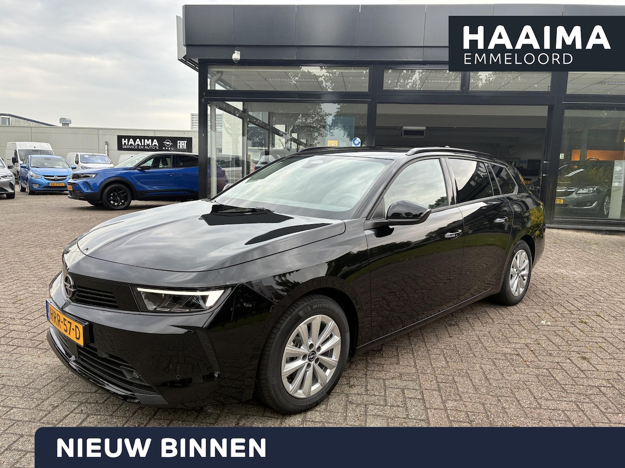 Opel Astra Sports Tourer - 1.2 Turbo 130Pk Business Edition | Climate Control | Navigatie | Winterpakket | Camera | P - AutoWereld.nl