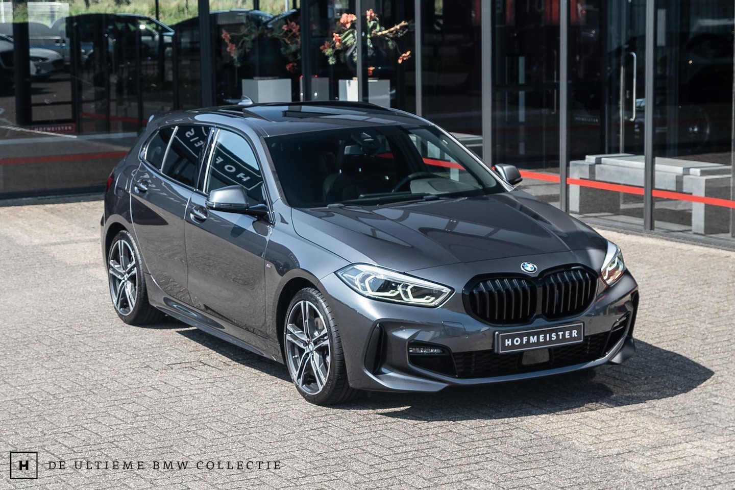 BMW 1-serie - 118i M-Sport | Pano | Leer - AutoWereld.nl