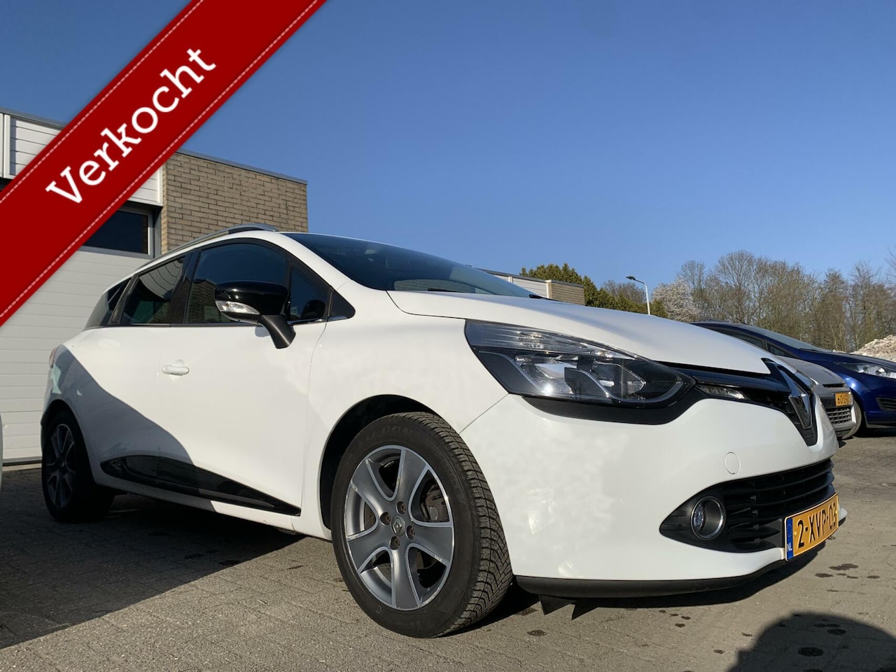 Renault Clio Estate - 1.5 dCi ECO Night&Day Navi Airco Cruise control Elektrische pakket - AutoWereld.nl