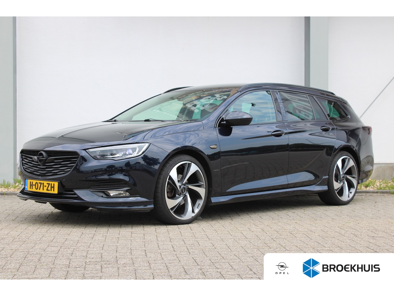Opel Insignia Sports Tourer - 1.5 Turbo Business Executive / Navigatie / Camera / Stoelverwarming / Elektr. kofferklep / - AutoWereld.nl