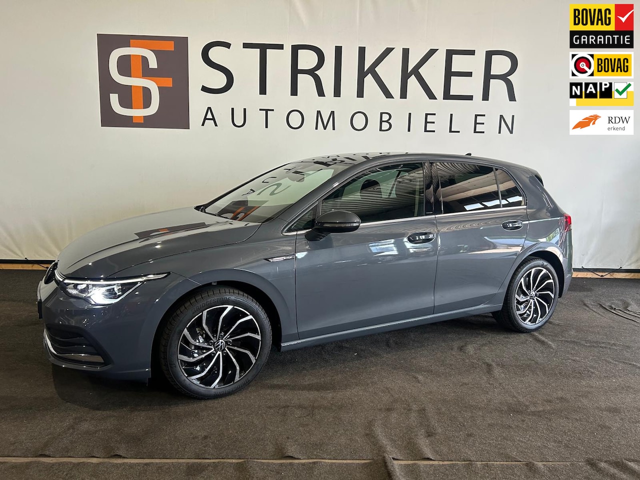 Volkswagen Golf - 1.5 eTSI Style 1.5 eTSI Style - AutoWereld.nl