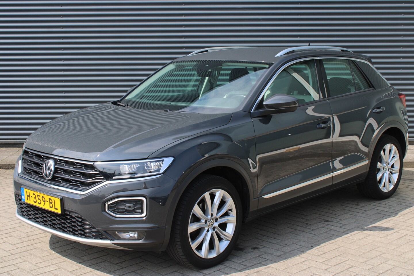 Volkswagen T-Roc - 1.5 TSI Sport 150PK Full-Led Virtual-Cockpit DAB - AutoWereld.nl