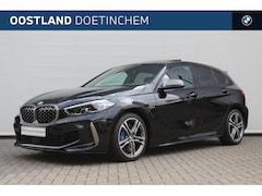 BMW 1-serie - M135i xDrive Automaat / Panoramadak / Active Cruise Control / Comfort Access / Live Cockpi