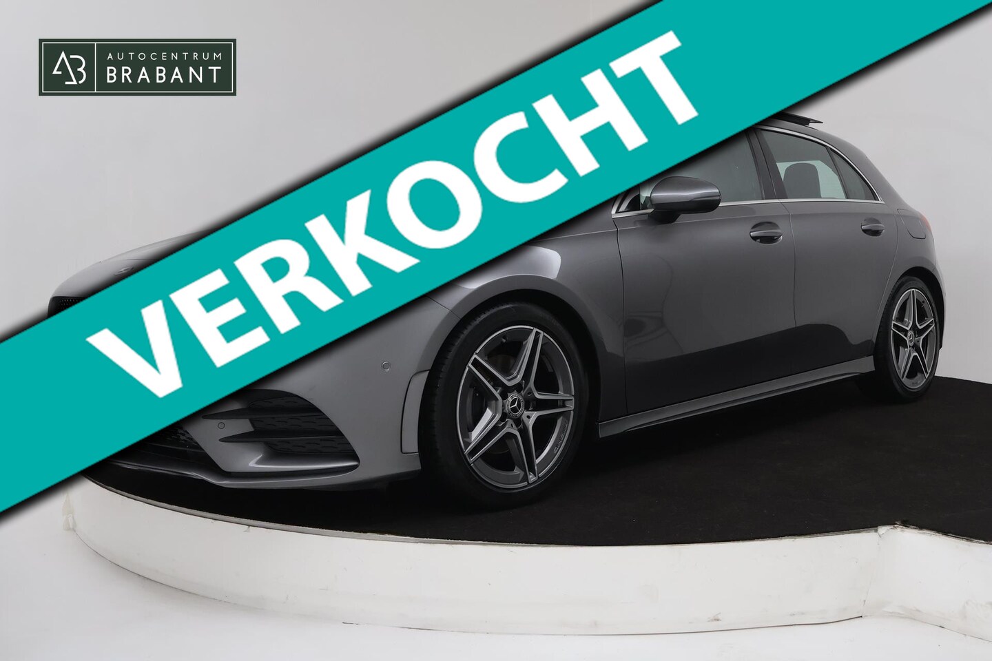 Mercedes-Benz A-klasse - 200 Business Solution AMG (PANORAMADAK, SFEERVERLICHTING, PARKEERSENSOREN, STOELVERWARMING - AutoWereld.nl