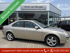 Ford Mondeo - 1.8-16V Platinum, climatronic, cruisecontrol, navigatie, pdc, trekhaak