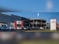 Toyota Corolla - 2.0 Hybrid Dynamic Plus Limited | JBL | 184PK | Verwarmd stuur