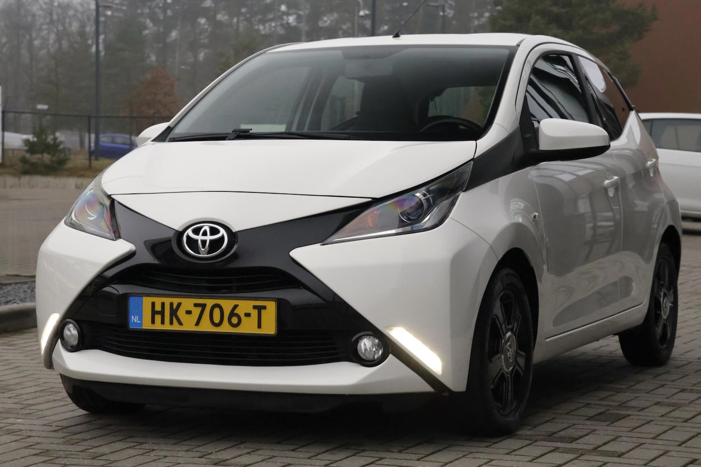Toyota Aygo - 1.0 VVT-i x-play | Nederlandse auto! | NIEUW STAAT! - AutoWereld.nl