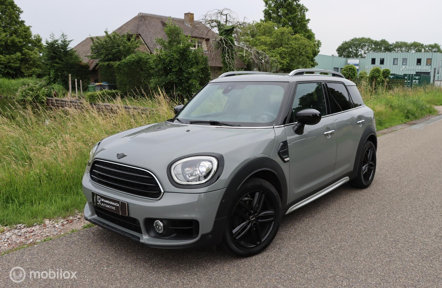 MINI Countryman - 1.5 JCW / Harman Kardon / HUD / Navi - AutoWereld.nl