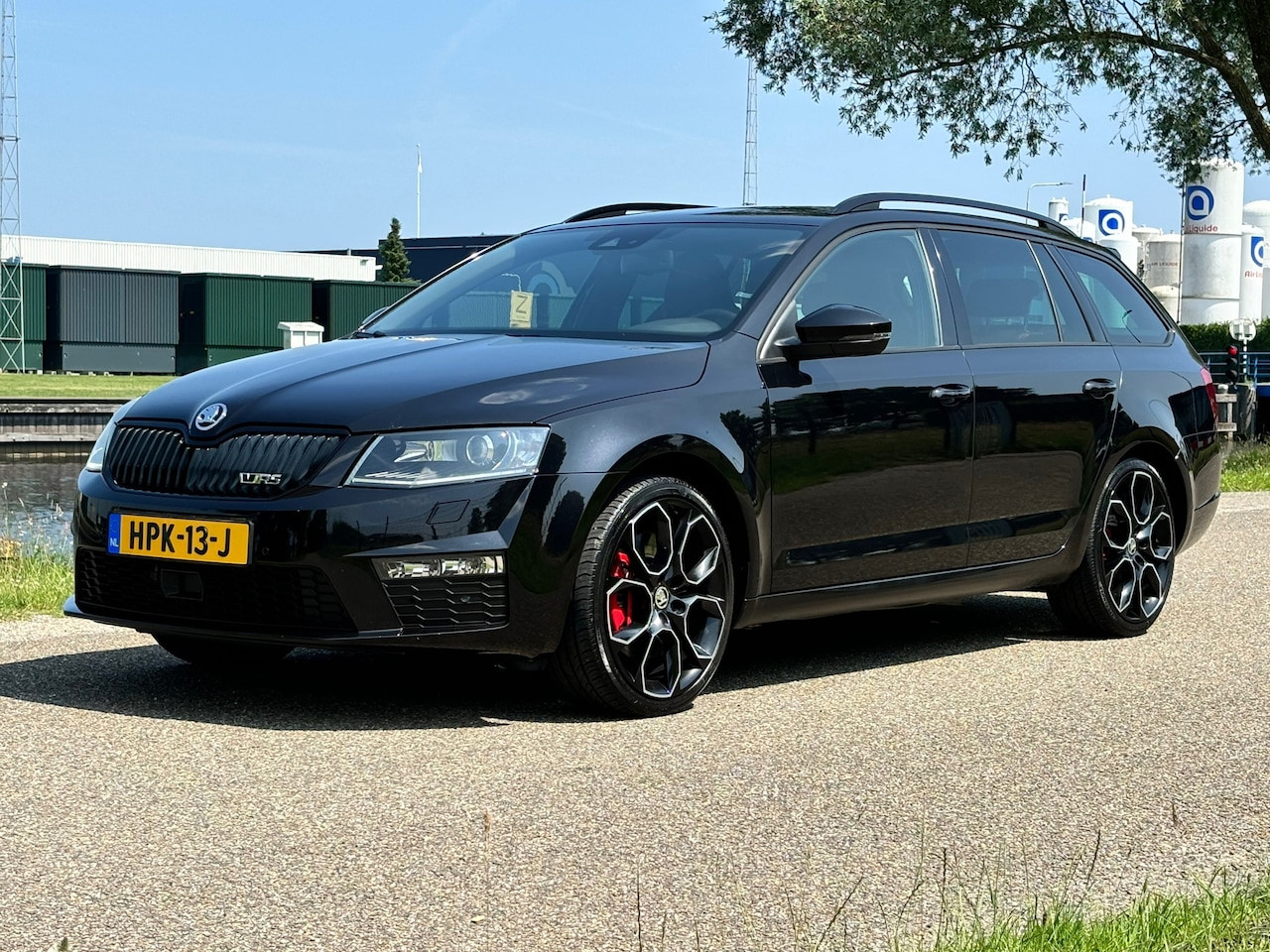 Skoda Octavia Combi - 2.0 TSI RS | 6 bak | 19 inch | Canton Audio - AutoWereld.nl
