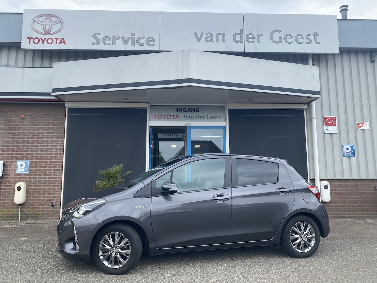 Toyota Yaris - 1.5 Hybrid Dynamic 1.5 Hybrid Dynamic - AutoWereld.nl