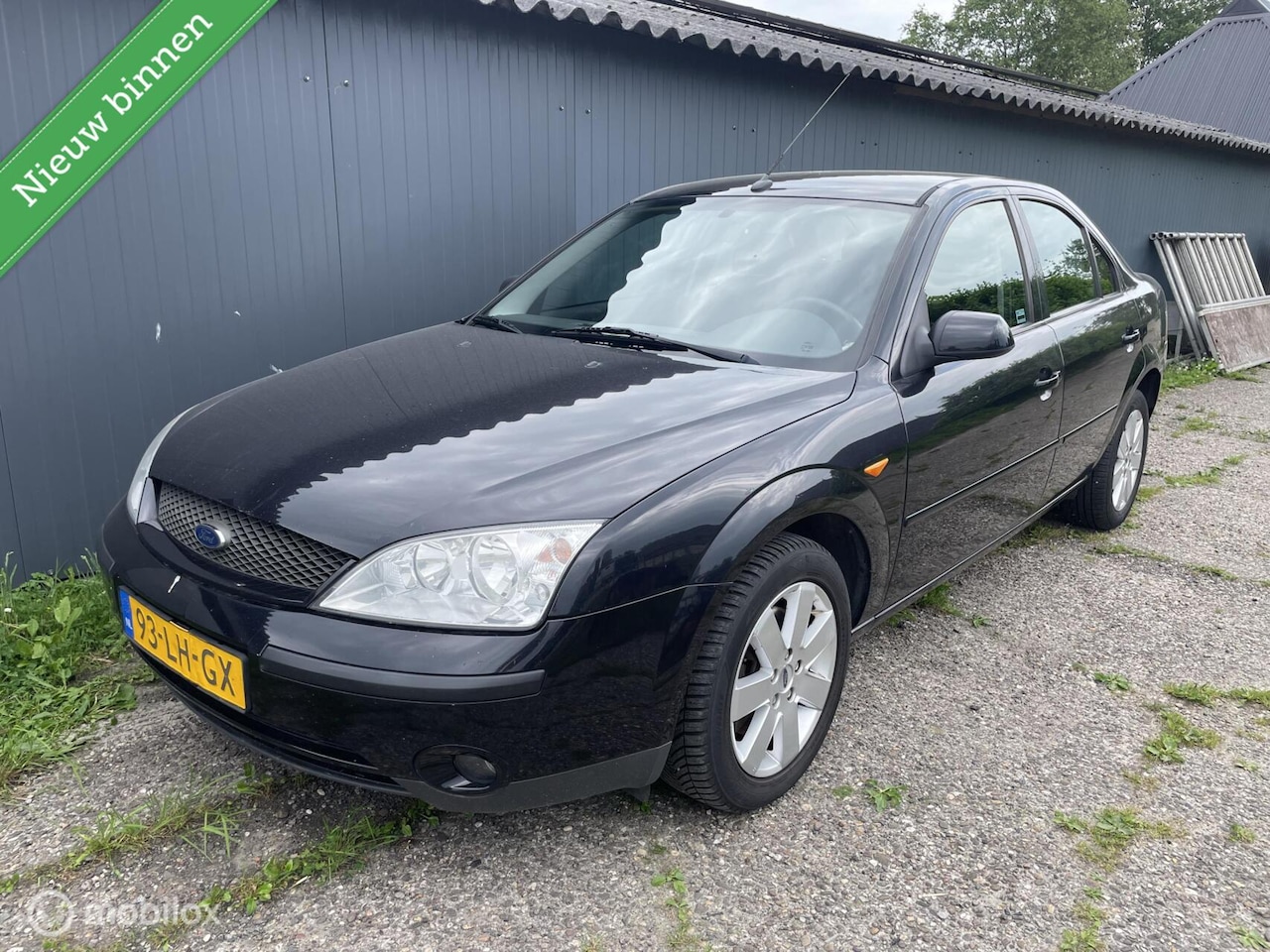 Ford Mondeo - 1.8-16V Collection NW APK Inruilkoopje!!! - AutoWereld.nl