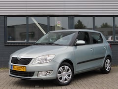 Skoda Fabia - 1.2 TSI Ambition | airco | trekhaak | navigatie