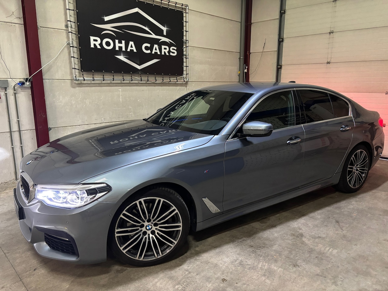 BMW 5-serie - 520i High Executive M-pakket - AutoWereld.nl