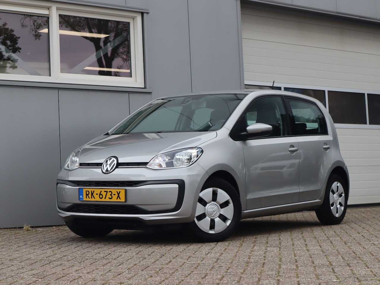 Volkswagen Up! - 1.0 BMT move up! 1.0 BMT move up! - AutoWereld.nl