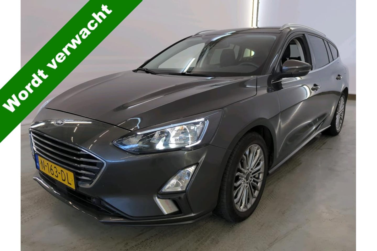 Ford Focus Wagon - 1.0 EcoBoost Titanium X Business NL AUTO | TREKHAAK | CAMERA | PANO | - AutoWereld.nl