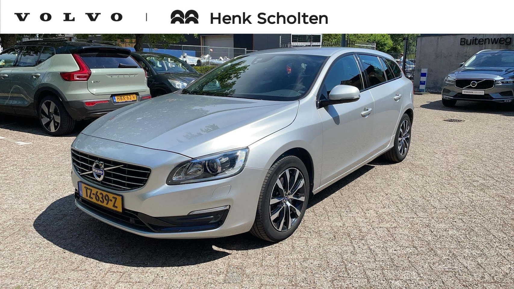 Volvo V60 - 1.5 T2 Momentum Trekhaak | Navigatie | Stoelverwarming | Parkeerhulp voor & achter - AutoWereld.nl