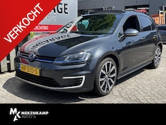 Volkswagen Golf - 1.4 TSI GTE 18"/Leder/Panoramadak/Stoelverwarming/Apple Carplay & Android Auto/DAB