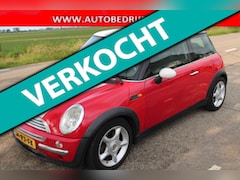 MINI Cooper - 1.6 Chili // AUTOMAAT //