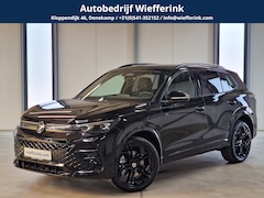 Volkswagen Tiguan - 1.5 eHybrid R-Line 272pk | Varenna leder | Pano | Trekhaak | IQ. Matrix | Black Style | 36