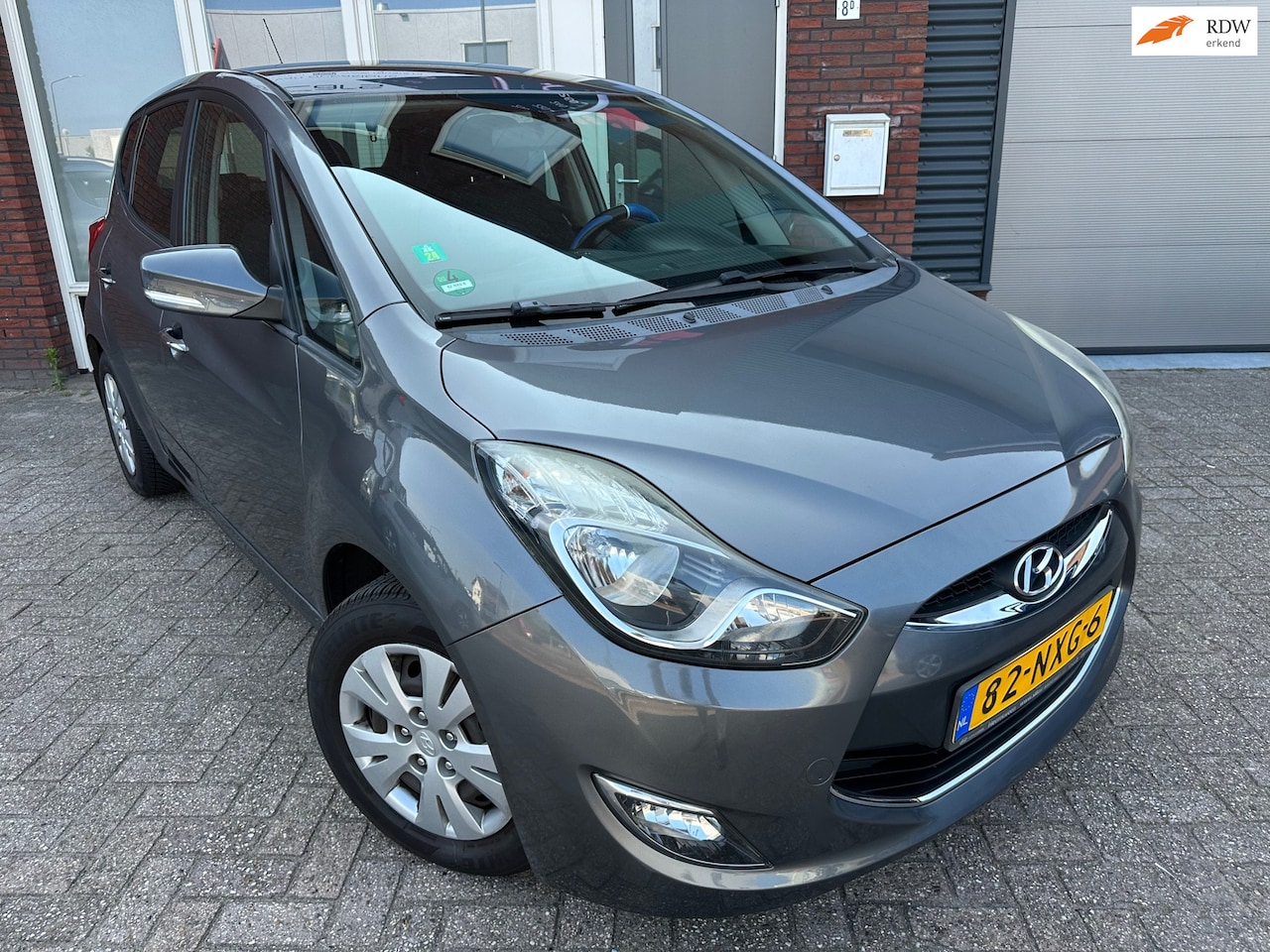Hyundai ix20 - 1.4i i-Motion / Airco / PDC / NAP / 5DRS - AutoWereld.nl