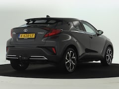 Toyota C-HR - 2.0 Hybrid First Edition | Navigatie | Parkeersensoren | Trekhaak |