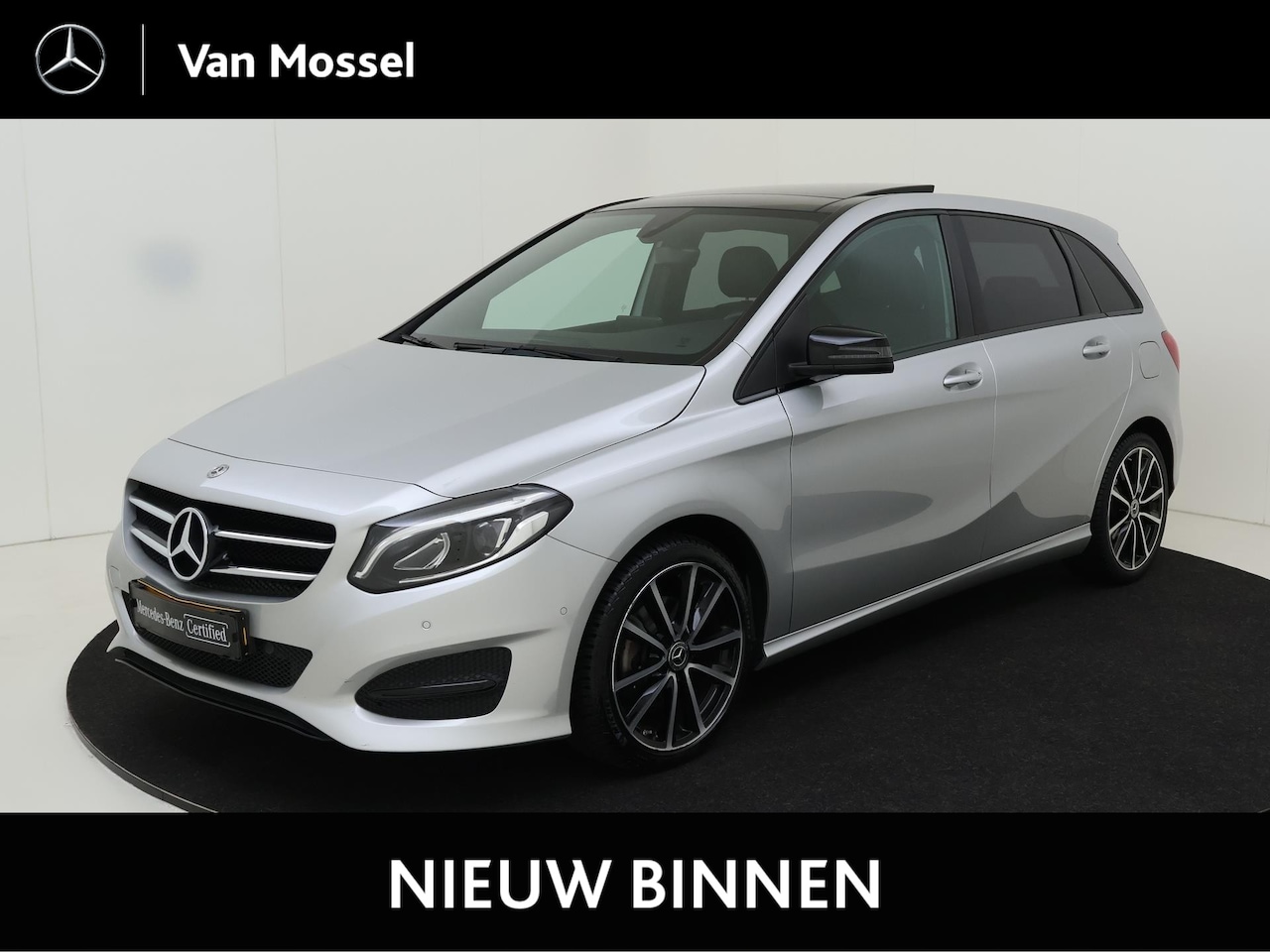 Mercedes-Benz B-klasse - 180 Ambition / Urban/ Night/ Panoramadak/ 18 inch - AutoWereld.nl