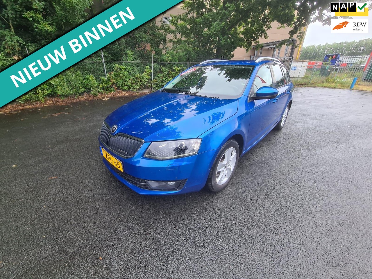 Skoda Octavia Combi - 1.6 TDI Greenline Businessline NETTE AUTO RIJDT EN SCHAKELT GOED - AutoWereld.nl