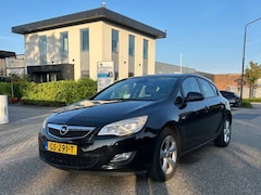 Opel Astra - 1.6 Edition Automaat
