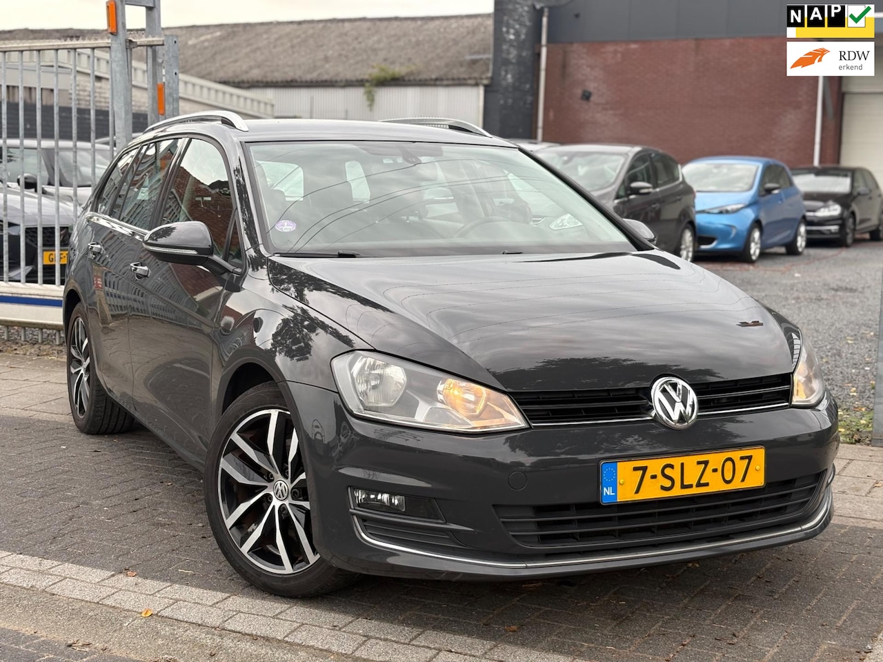 Volkswagen Golf Variant - 1.4 TSI Highline | Navi | 17” LMV | inklapbare trekhaak | Cruise control | Climate control - AutoWereld.nl