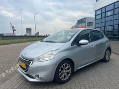 Peugeot 208 - 1.6 e-HDi Blue Lease Navigatie|Clima 2012