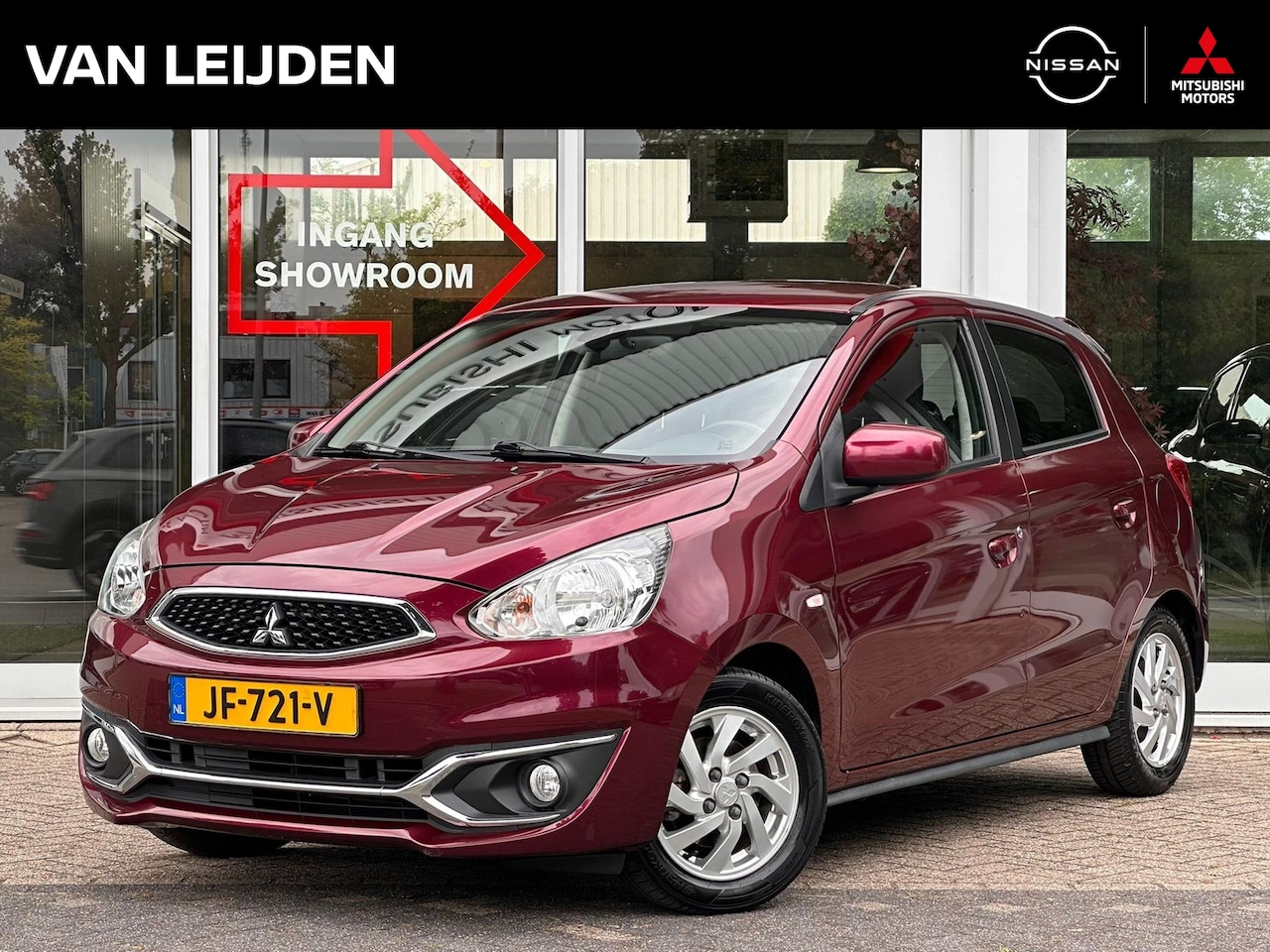 Mitsubishi Space Star - 1.0 71PK Intense | Airconditioning | Lichtmetalen velgen | Elektrische ramen - AutoWereld.nl