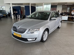 Skoda Octavia - 1.2 TSI Grt Amb. Bns