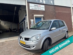 Renault Scénic - 2.0-16V Tech Line AUTOMAAT AIRCO&NAVI&NAP