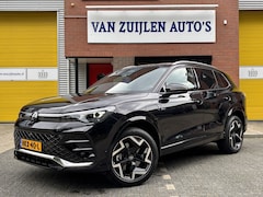 Volkswagen Tiguan - 1.5 eHybrid R-Line Edition Pano Keyless Matrix 360° 19'' BTW