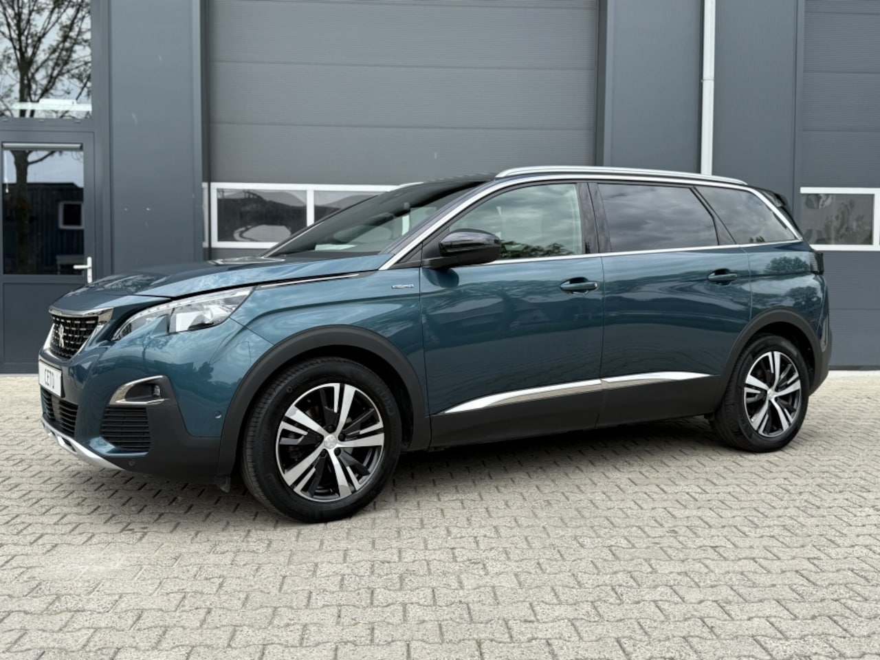 Peugeot 5008 - 1.2 PureTech GT-Line 1.2 PureTech GT-Line - AutoWereld.nl