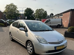 Toyota Prius - 1.5 VVT-i Tech Edition