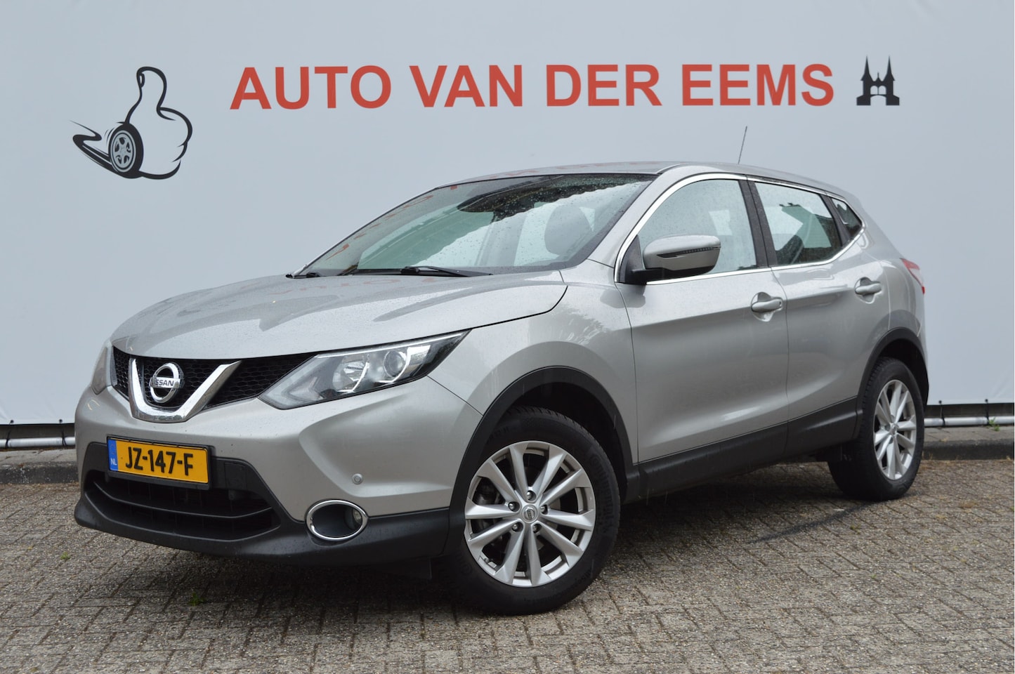 Nissan Qashqai - 1.2 Connect Edition Clima / Cruise control / Dab / Trekhaak - AutoWereld.nl