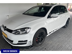 Volkswagen Golf - 1.2 TSI / Uitlaatklep / Adaptive Cruise / Stoelverwarming / Spoiler Pakket