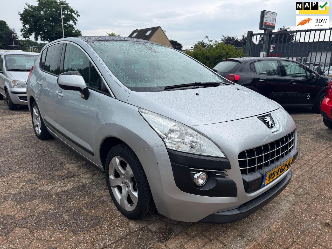 Peugeot 3008 - 1.6 VTi Première AIRCO APK 04-2026 PANORAMA DAK NAP - AutoWereld.nl