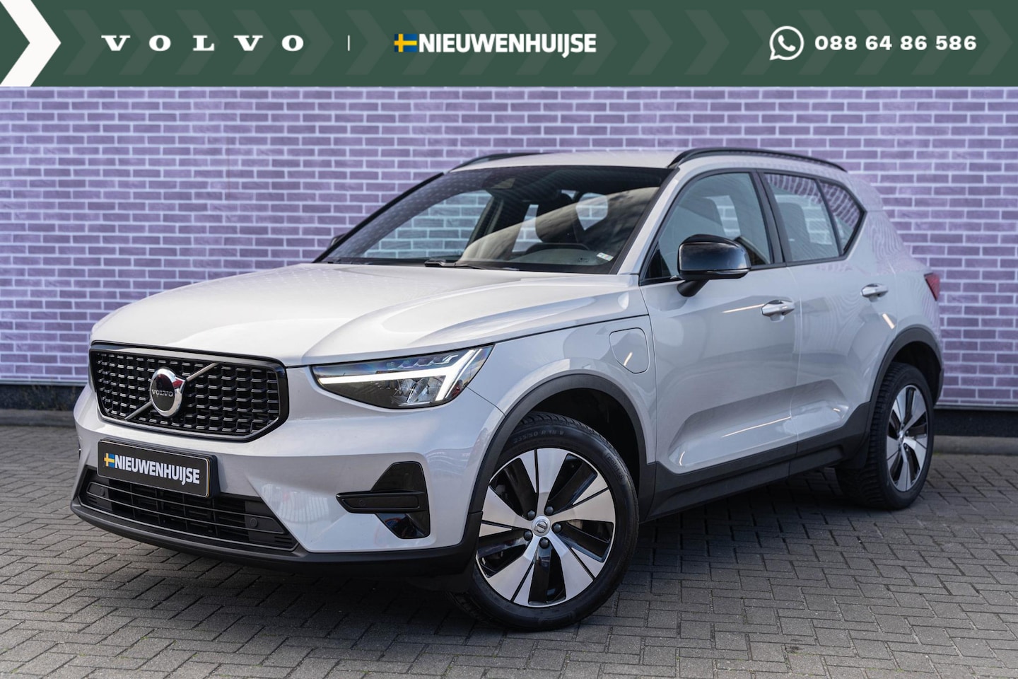 Volvo XC40 - T4 Plug-in hybrid Plus Dark | Adaptive Cruise control | Stoel-/stuurverwarming | Keyless e - AutoWereld.nl