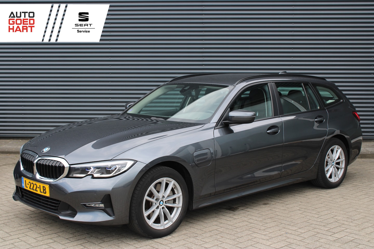BMW 3-serie Touring - 320e Business Edition Plus Leer Full-Led Virtual-Cockpit - AutoWereld.nl